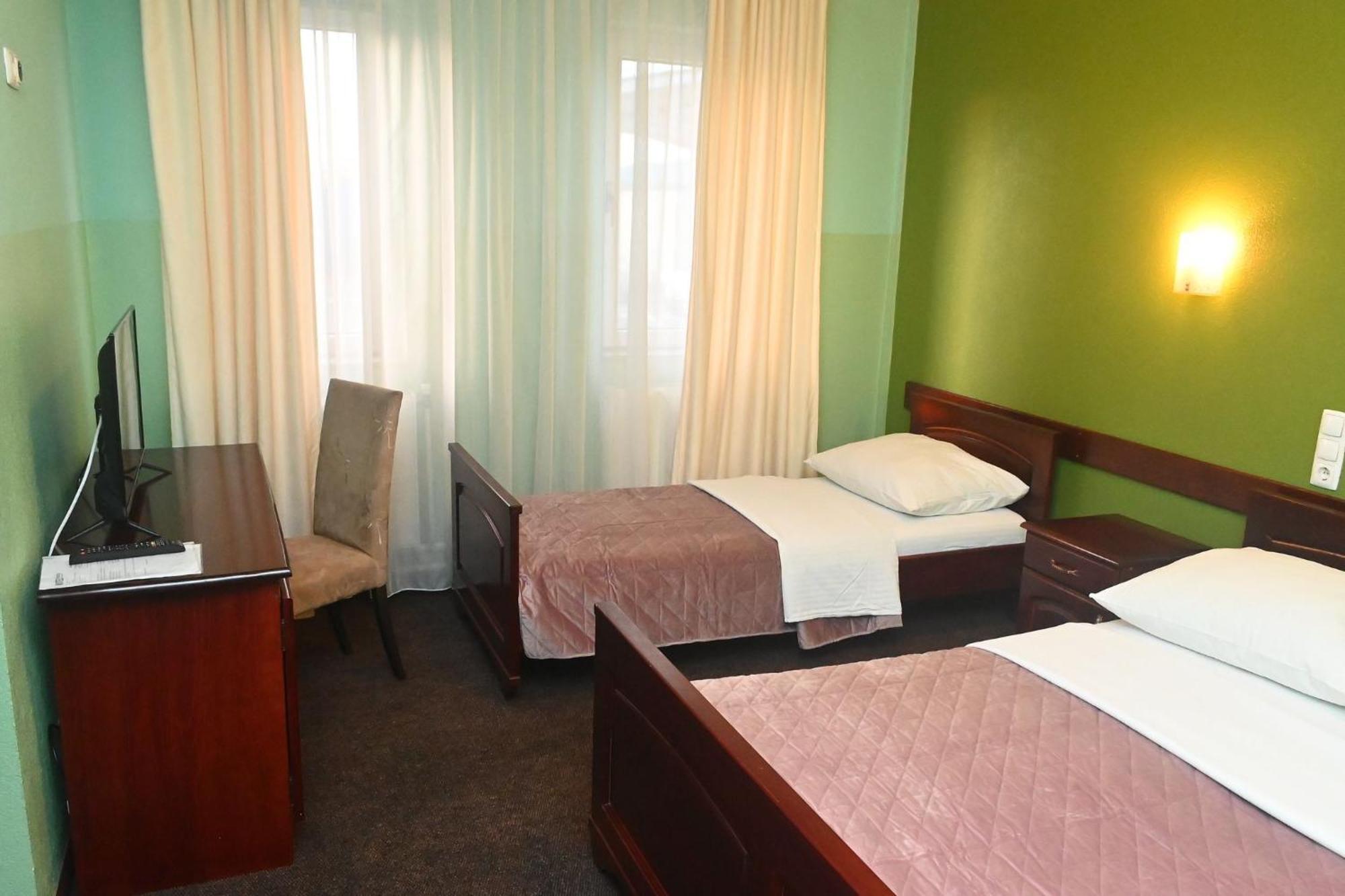 Motel Atlantis Prijedor Ngoại thất bức ảnh