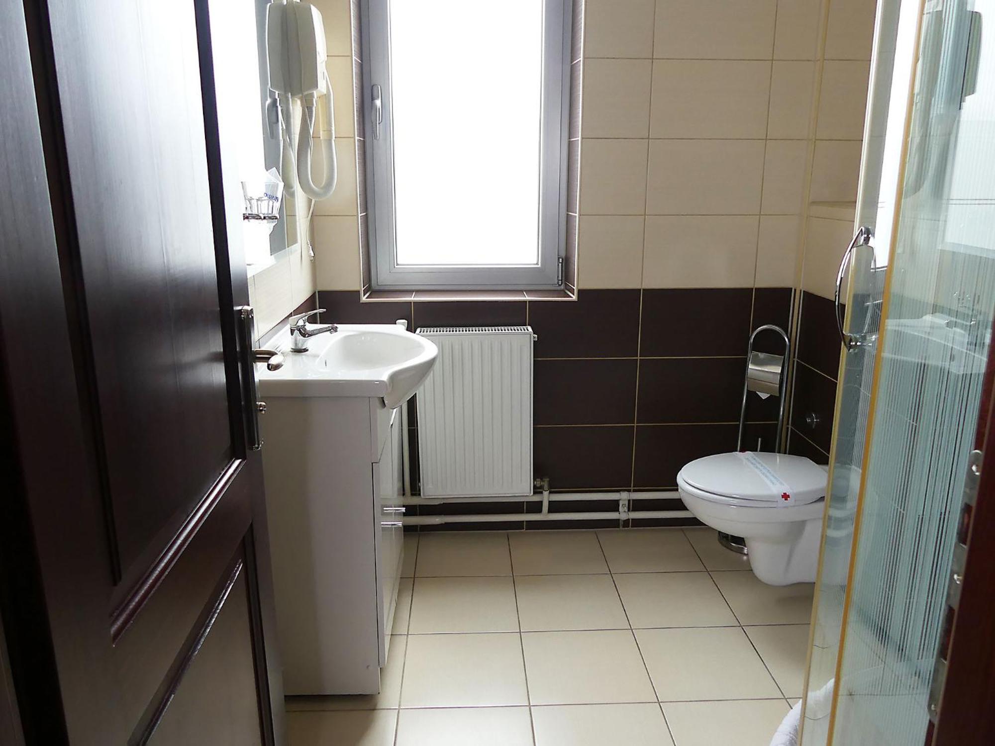 Motel Atlantis Prijedor Ngoại thất bức ảnh